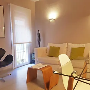  Apartment Apartamentos Caballerizas Granada Con Parking Gratuito En Pleno Centro