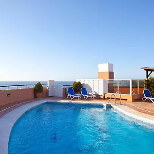 https://apartamentos-princesa-playa.1costadelsol.com