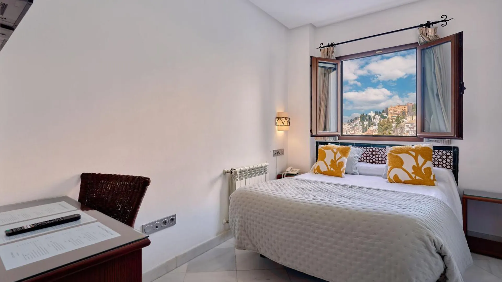 Hotel Mirador Arabeluj Granada 0*,  Spain